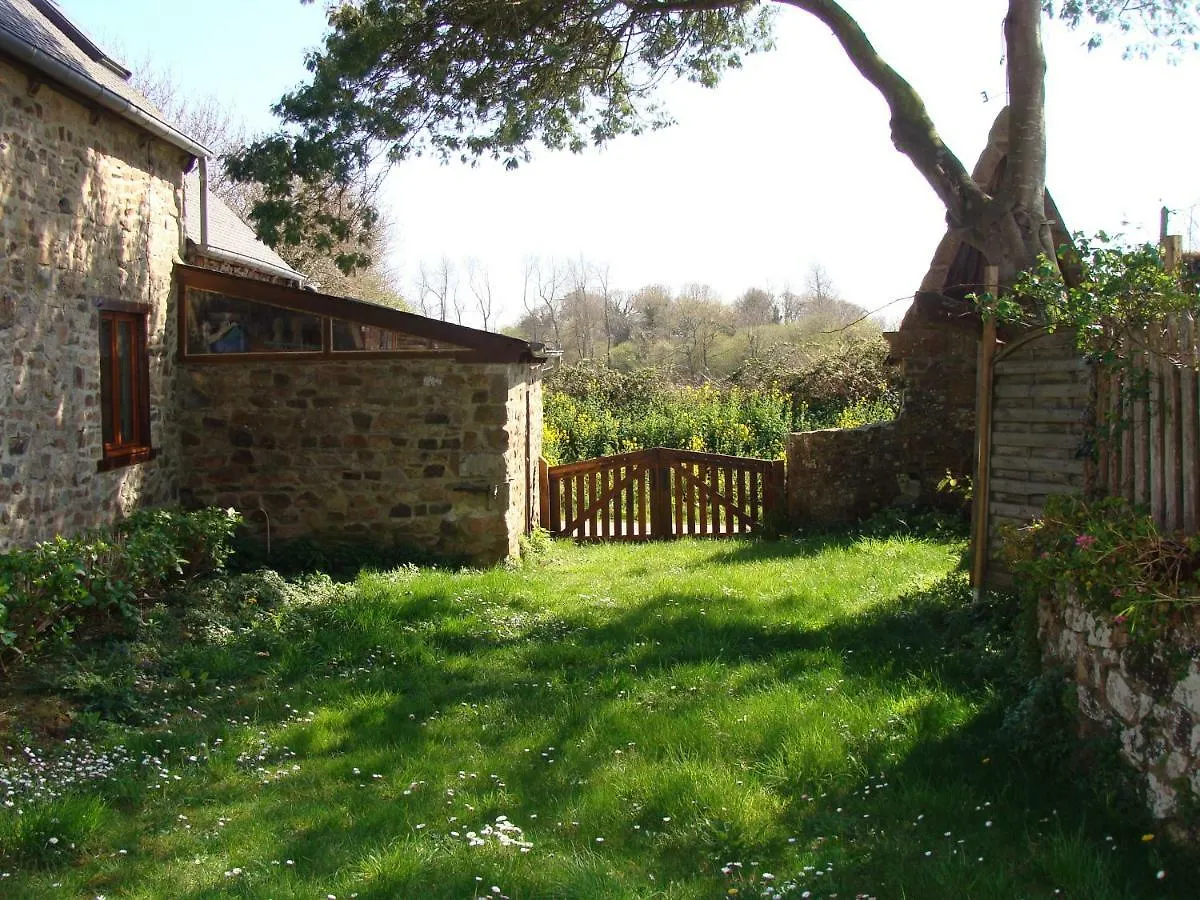 Prázdninový dům Maison De La Ferme Lézardrieux